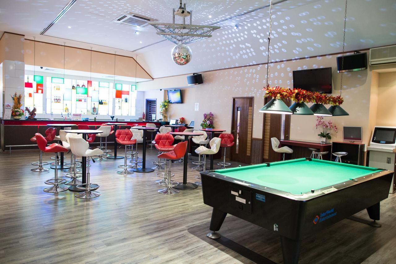 Aranda Country Club Hotel Szingapúr Kültér fotó