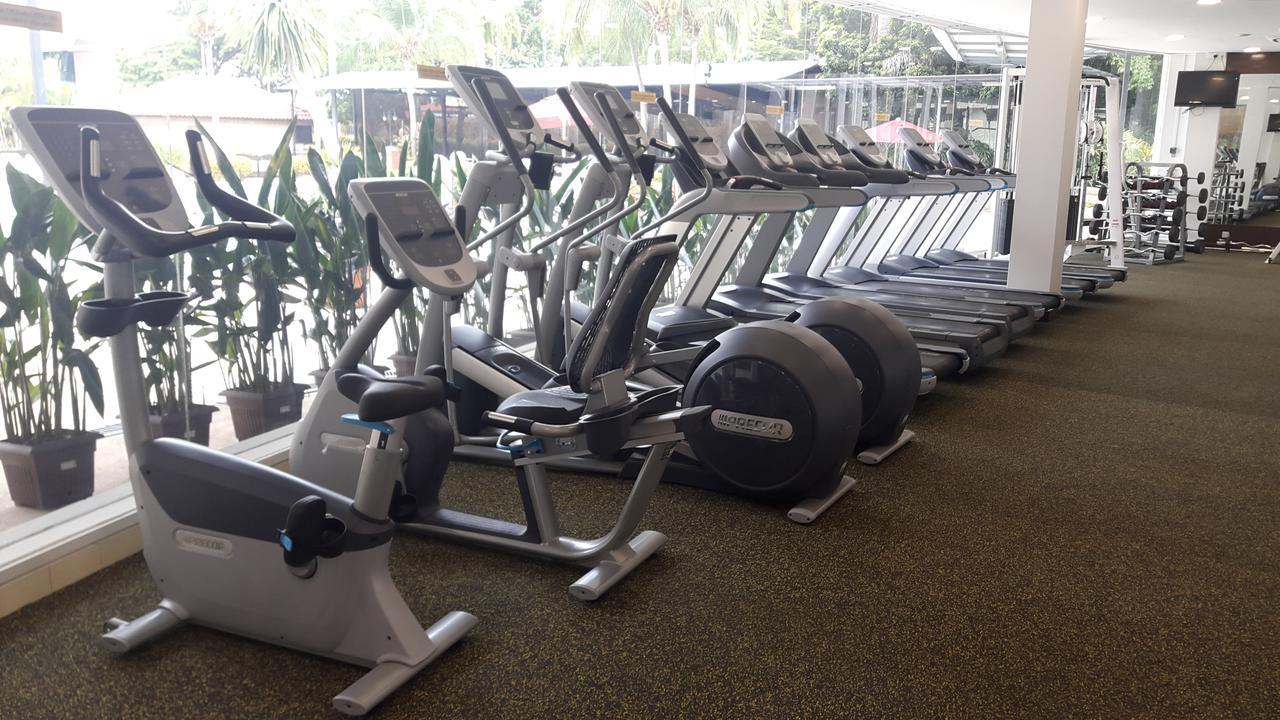 Aranda Country Club Hotel Szingapúr Kültér fotó
