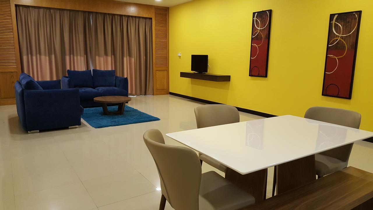 Aranda Country Club Hotel Szingapúr Kültér fotó